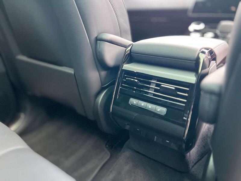 Land Rover Range Rover view 28