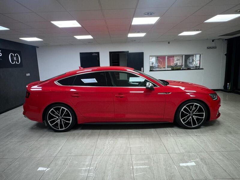 Audi S5 view 2
