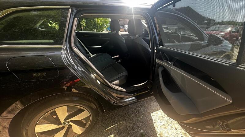 2025 Volkswagen Passat — photo 29