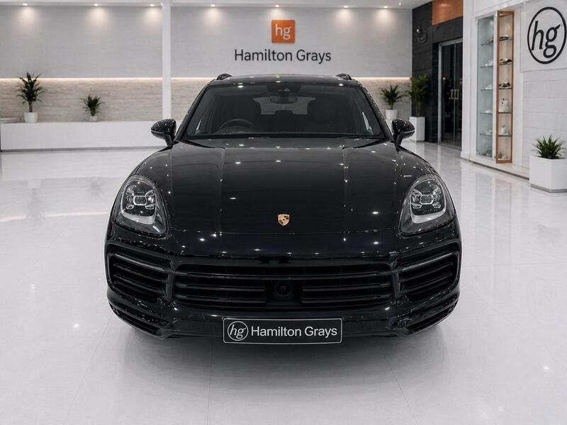 Porsche Cayenne view 4