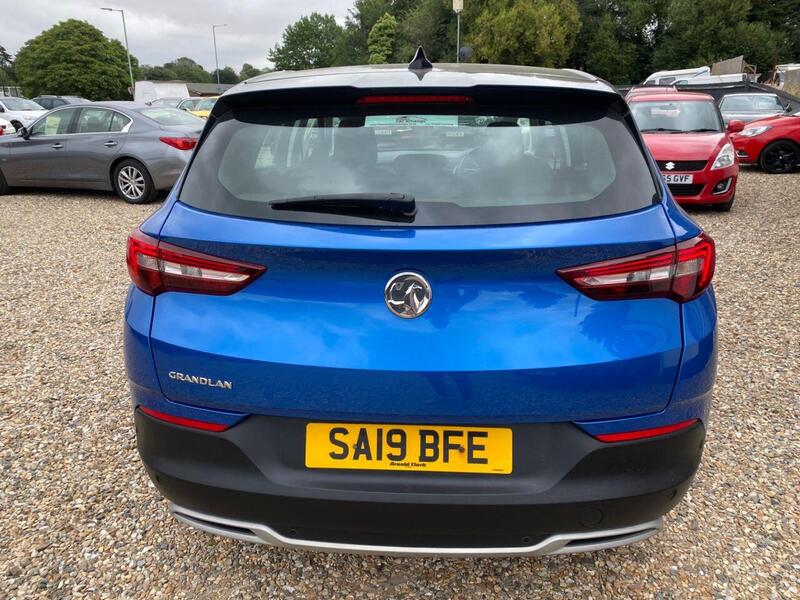 Vauxhall Grandland X view 5