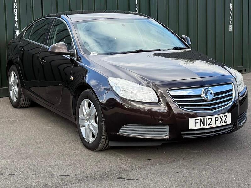 Vauxhall Insignia — photo 1