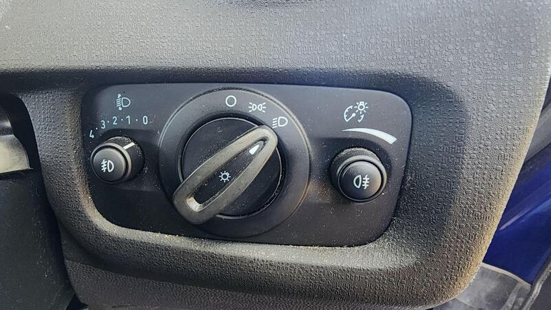 2015 Ford Fiesta — photo 29