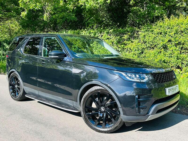2019 Land Rover Discovery in Black for sale