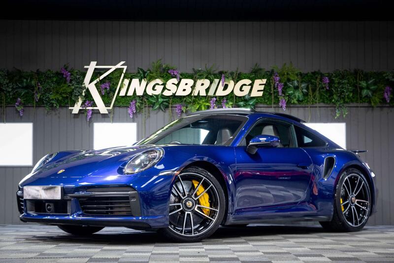 Porsche 911 view 2