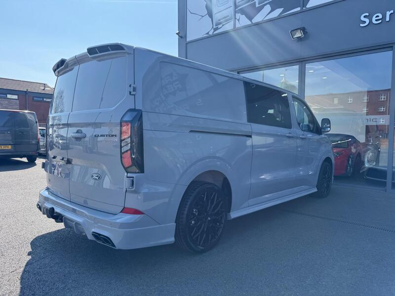 Ford Transit Custom view 6