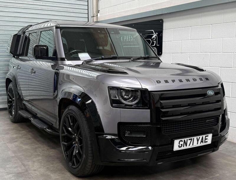 Land Rover Defender 110 main image