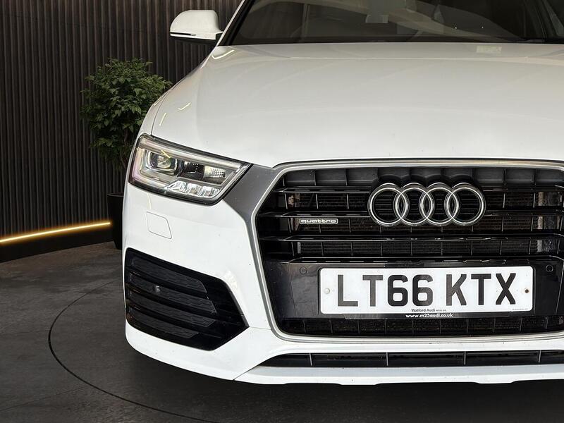 Audi Audi Q3 view 7