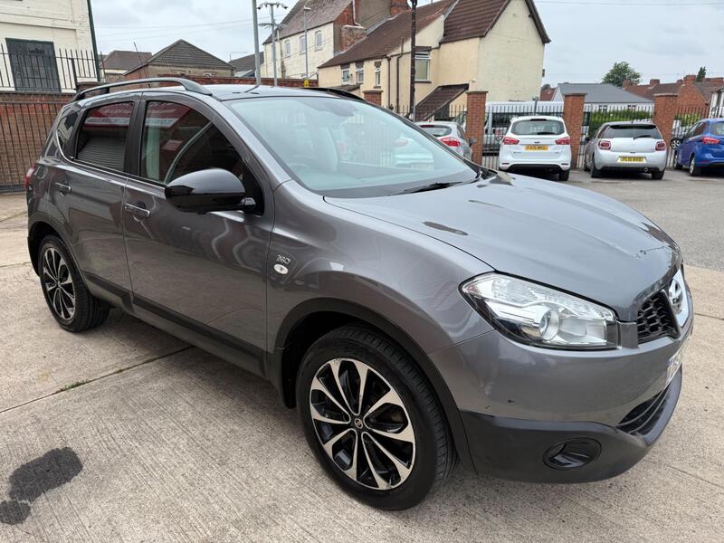 Nissan Qashqai view 2