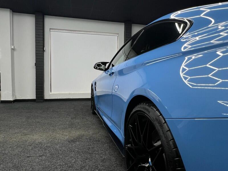 BMW M4 view 7