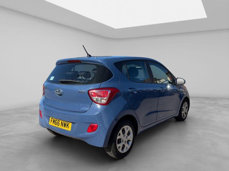 Hyundai I10 view 4