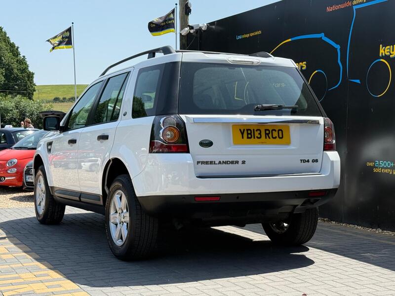 Land Rover Freelander 2 view 3