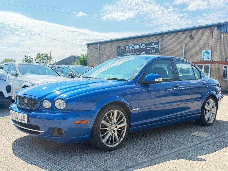 Jaguar X-Type view 7