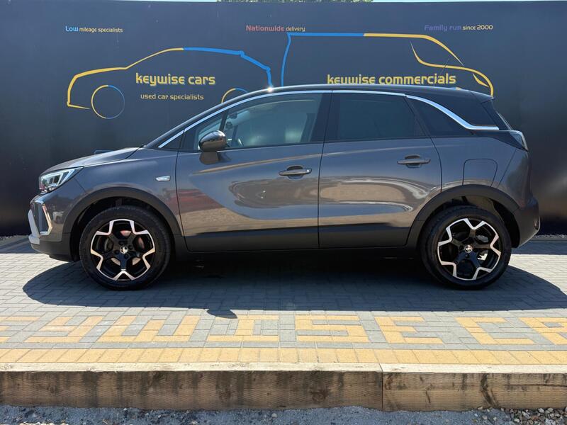 Vauxhall Crossland view 2