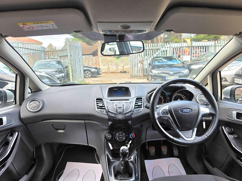 Ford Fiesta 1.25 Zetec Euro 6 5dr thumbnail 28
