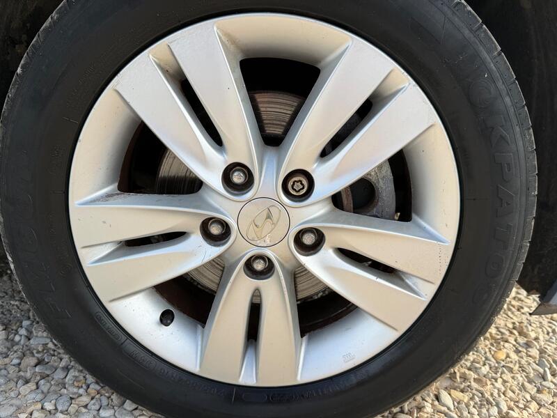 Hyundai Ix20 view 2