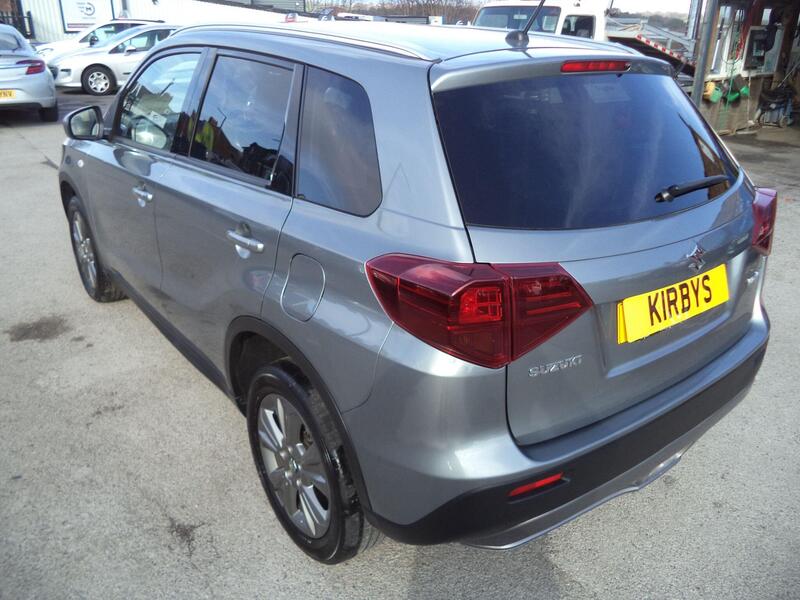 Suzuki Vitara view 5