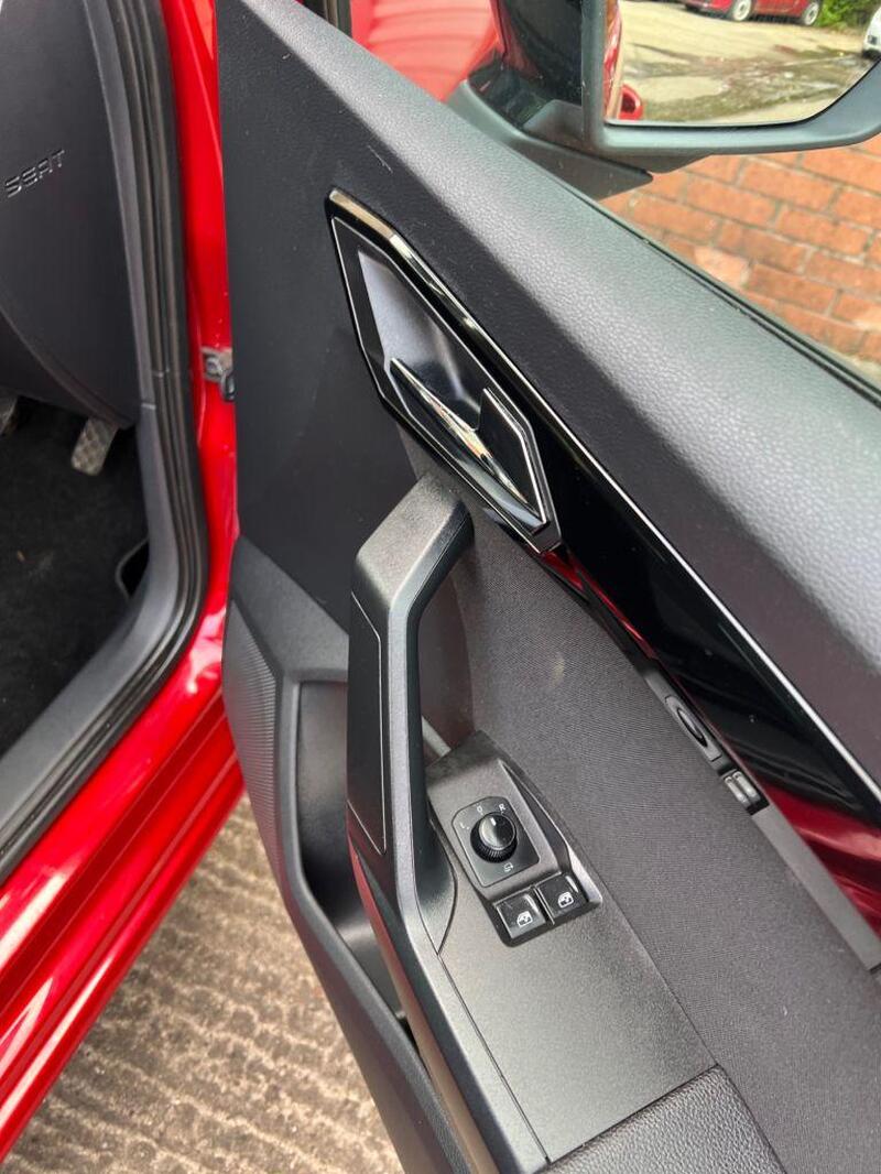 Seat Ibiza view 25