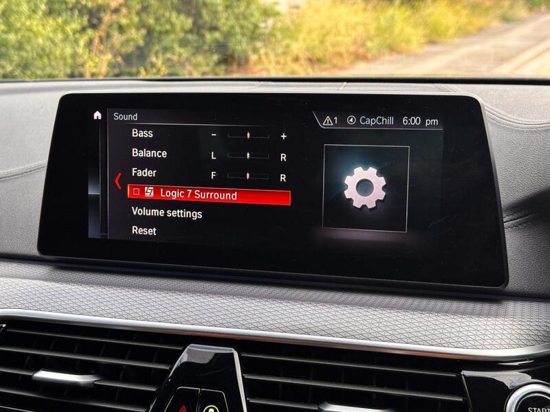BMW 5 Series view 19