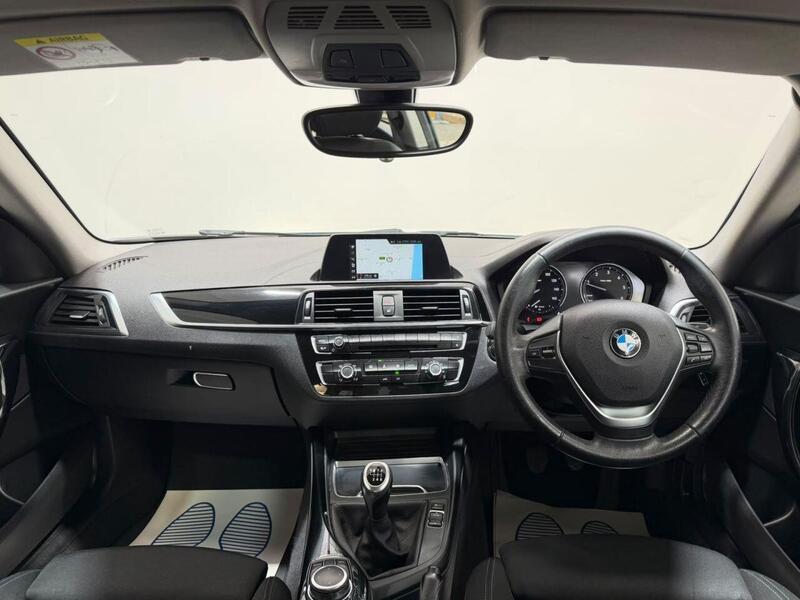BMW 2 Series view 4