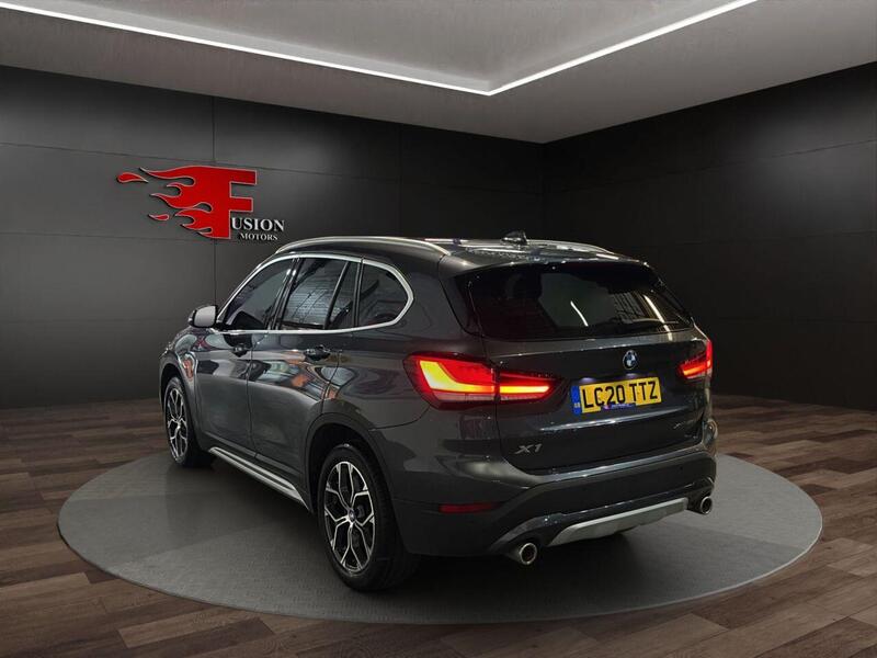 BMW X1 view 5