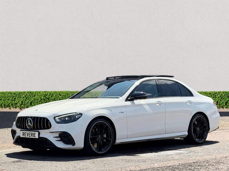 Mercedes-Benz E-Class view 3