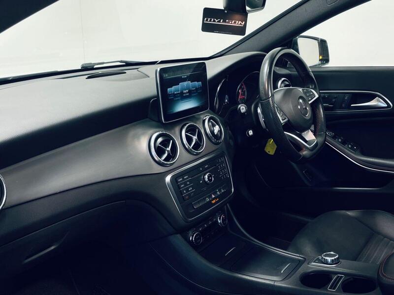 Mercedes-Benz Cla view 5