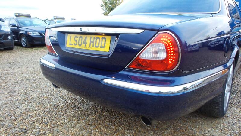 Jaguar XJ view 34