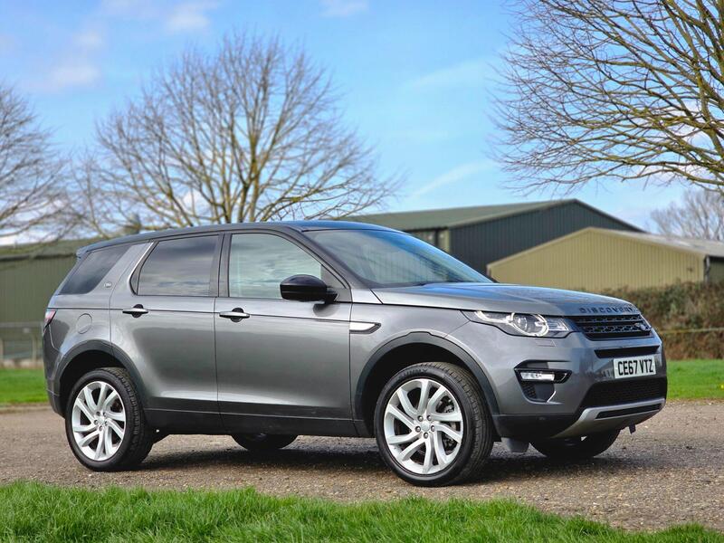 Land Rover Discovery view 2