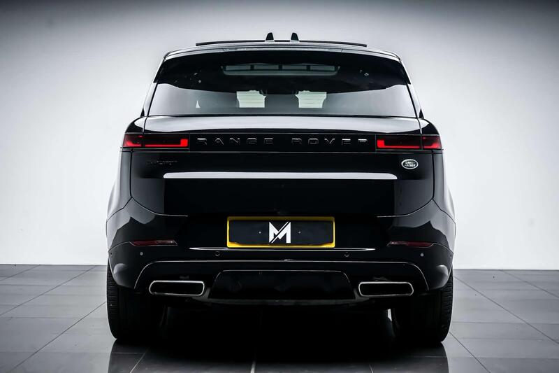 Land Rover Range Rover Sport view 4