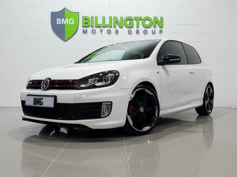 Volkswagen Golf view 3