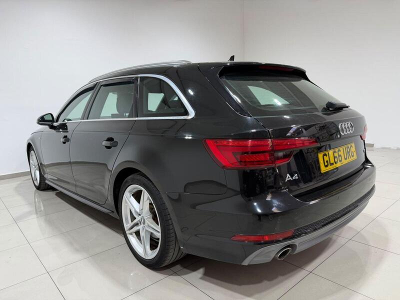 Audi A4 Avant view 6