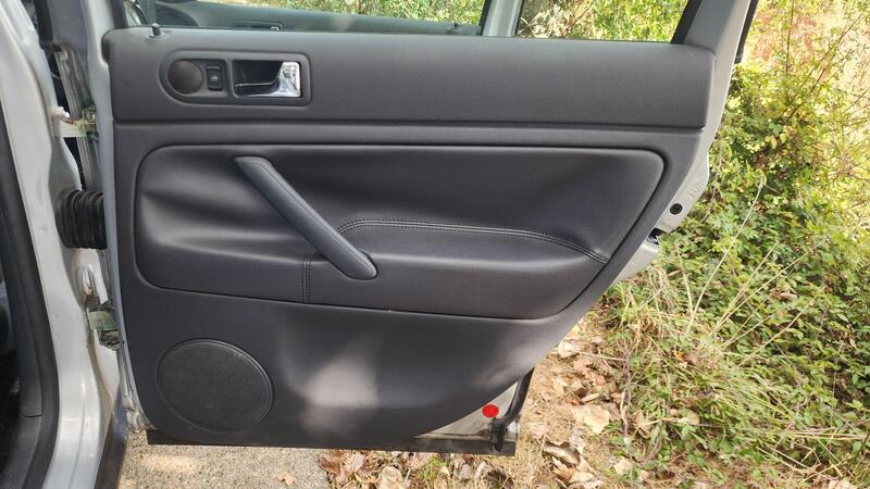 2005 Volkswagen Passat — photo 36