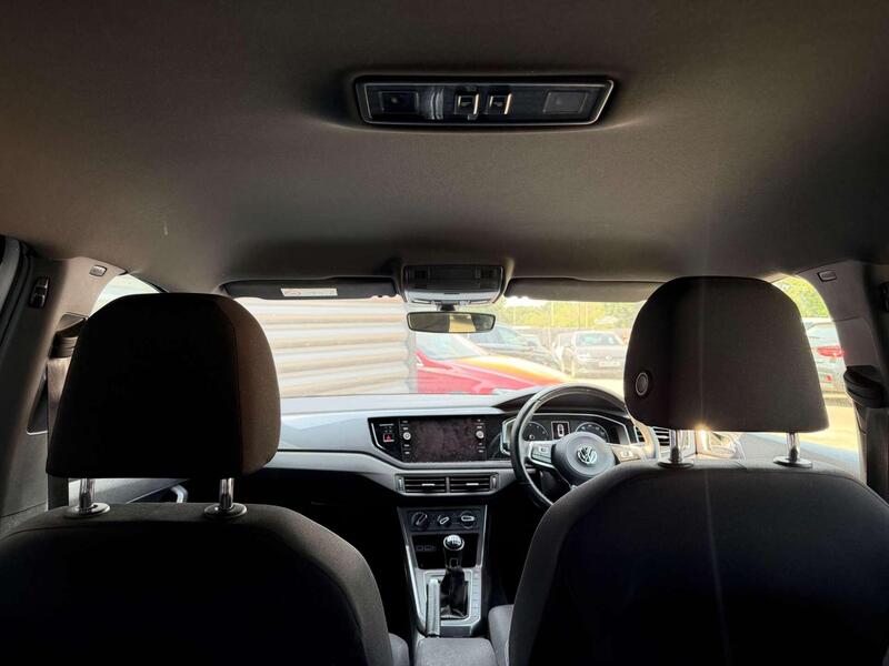 Volkswagen Polo view 7