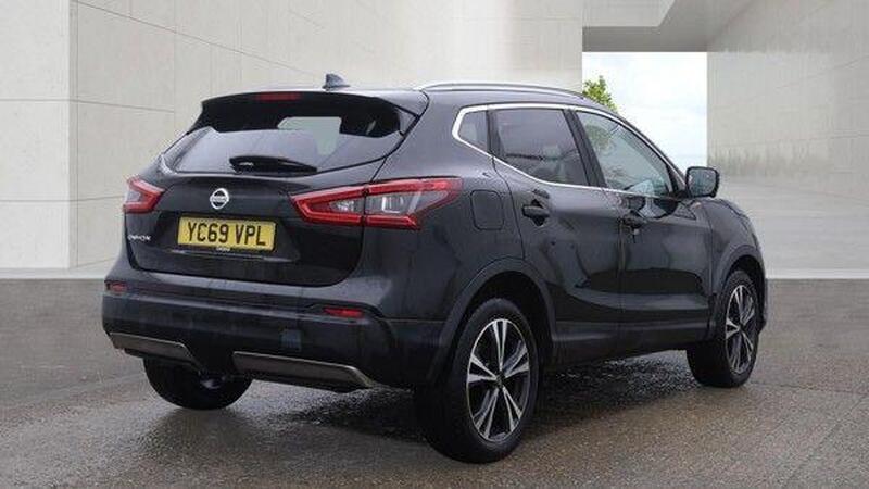 2019 Nissan Qashqai 1.3 DIG-T N-Connecta Euro 6 (s/s) 5dr photo 5