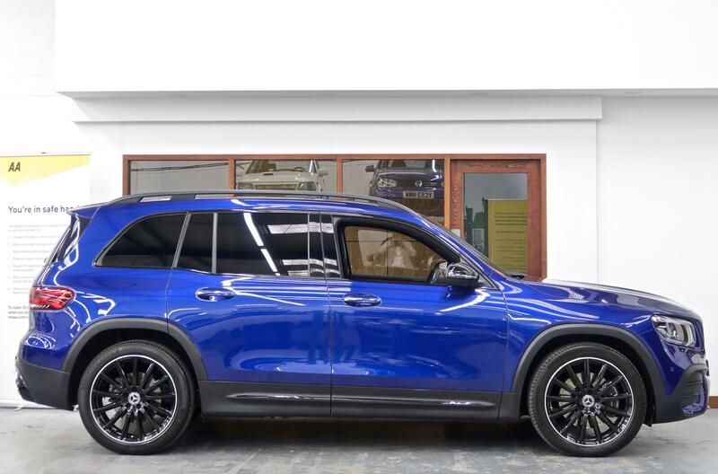 Mercedes-Benz GLB view 6
