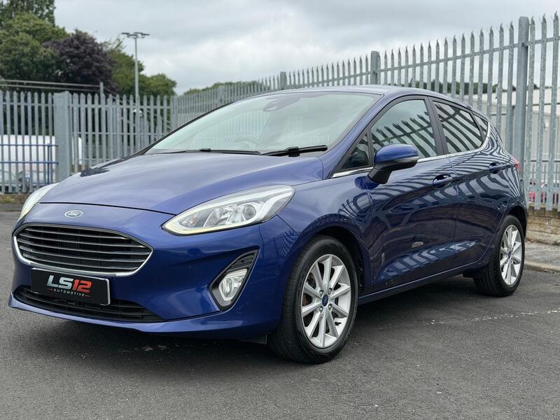 Ford Fiesta view 4