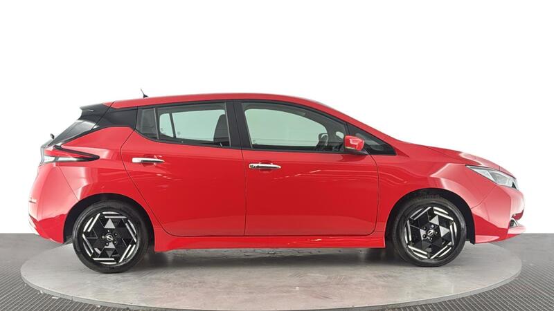 Nissan Leaf view 3
