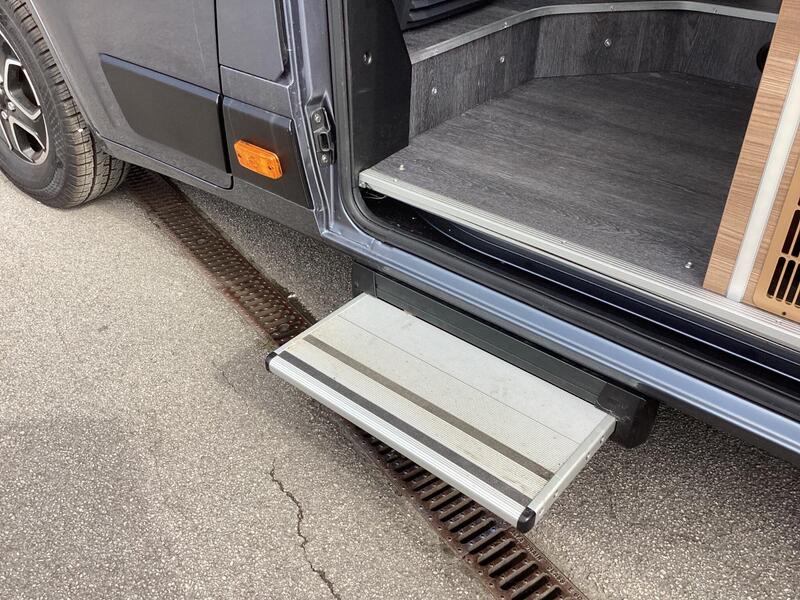 Auto-Trail V-Line 636 Sport — image 8