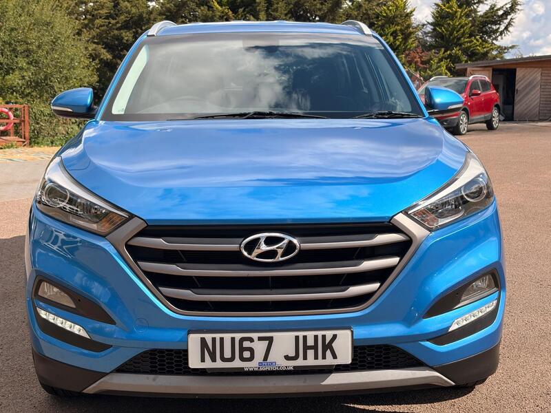 Hyundai Tucson view 2