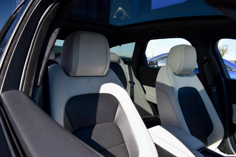 Jaguar XF view 5