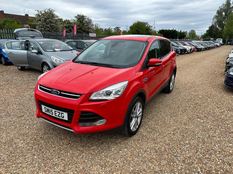 Ford Kuga view 3