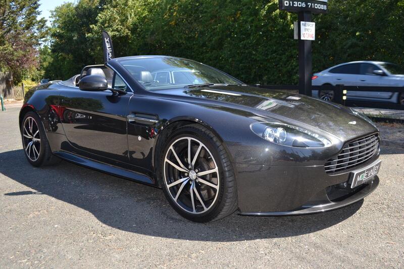 Aston Martin Vantage main image