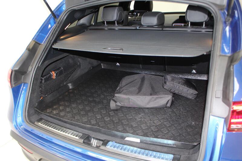 2022 Mercedes-Benz EQC in Blue — image 33 of 100