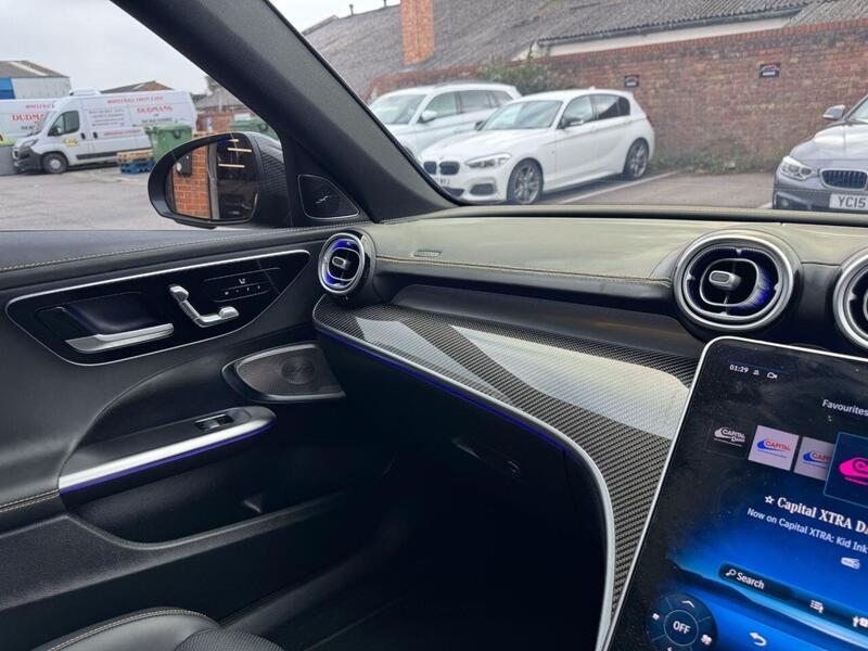 Mercedes-Benz C-Class view 49
