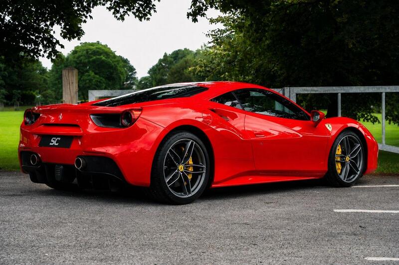 Ferrari 488 view 6