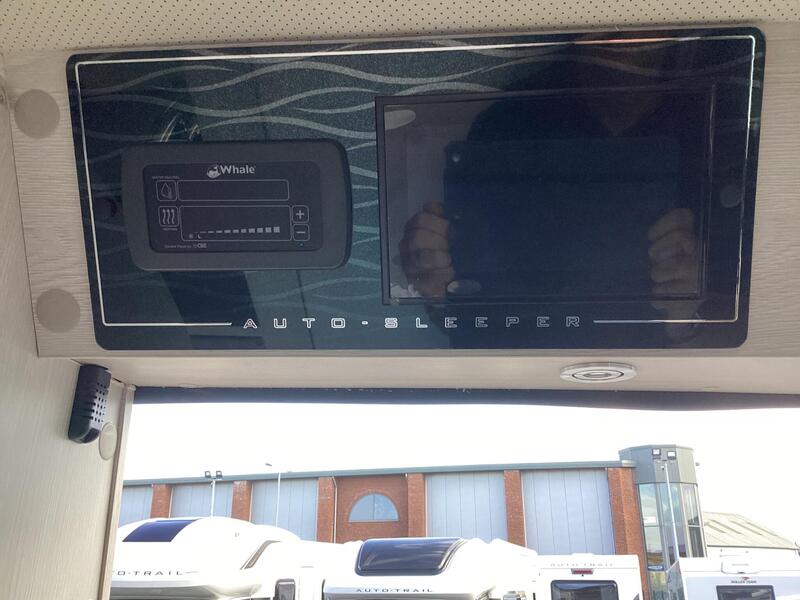 Auto-Sleepers Warwick XL — image 35
