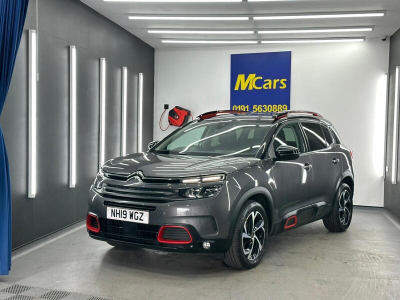 Citroen C5 Aircross view 3