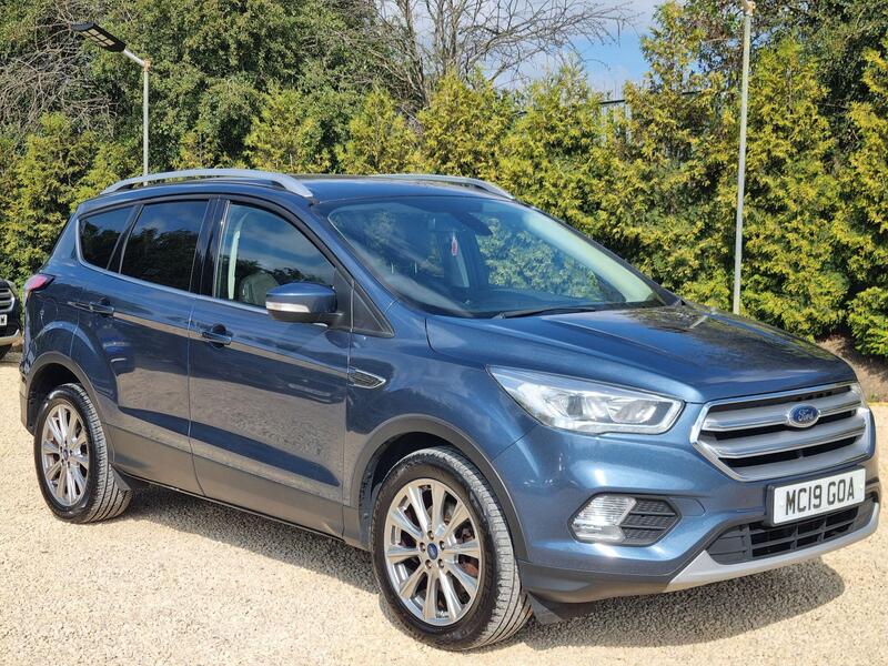 Ford Kuga view 5