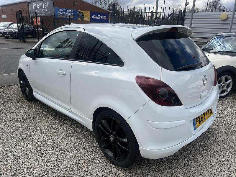 Vauxhall Corsa view 4